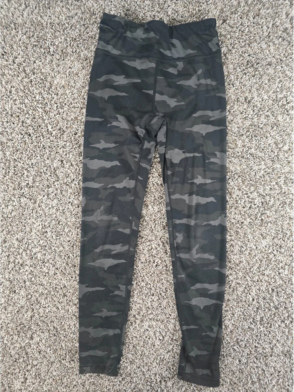 Athleta Girls Sz XL High Rise Printed Chit Chat Tight Camo Print